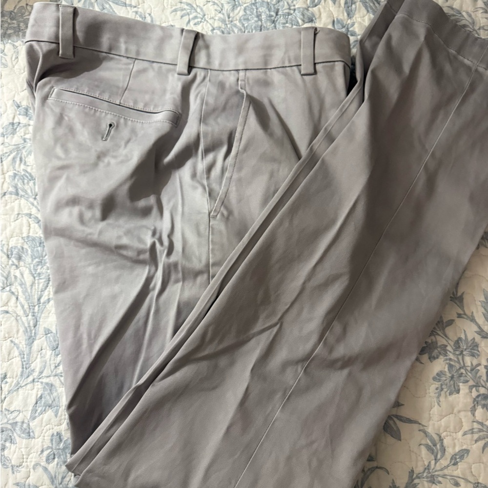 Brooks Brothers Men’s Grey Pants W30 L32
